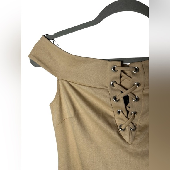 Forever 21 Beige Off-Shoulder Bodycon Mini Dress Women’s Size M Lace-Up Front - Picture 2 of 7